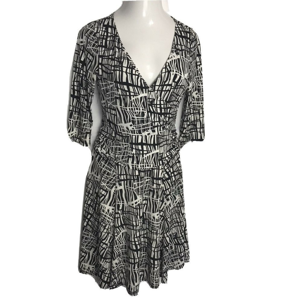 AGB Women's Black & White Dressy/Career Dress ~ Sz 6 ~ 3/4 Sleeve ~ Knee Length